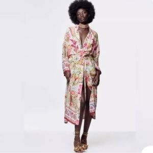 Zara floral kimono robe, wide sleeves, self-tie sash